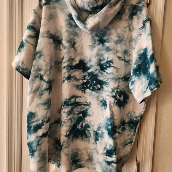 Mens Blue/green & white tie dye short sleeve sweatshirt size XL/XG (46-48) - Picture 2 of 3